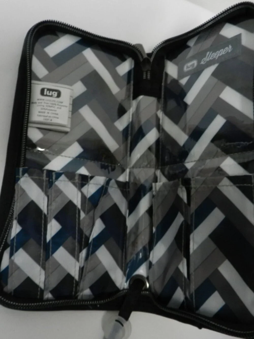 LUG Travel Sleeper Makeup brush holder zip around convertible black quilted NEW
